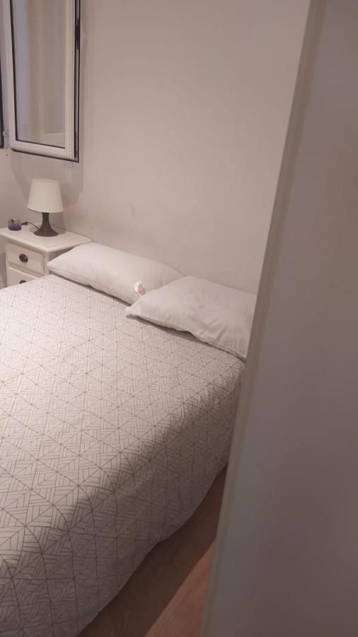 Apartamento 2 Dormitorios Cerca De Manuel Becerra Madrid Eksteriør billede