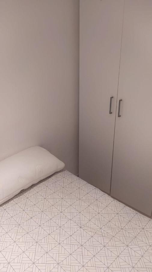 Apartamento 2 Dormitorios Cerca De Manuel Becerra Madrid Eksteriør billede